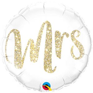 Mrs. Glitter Gold Foil Balloon table cluster